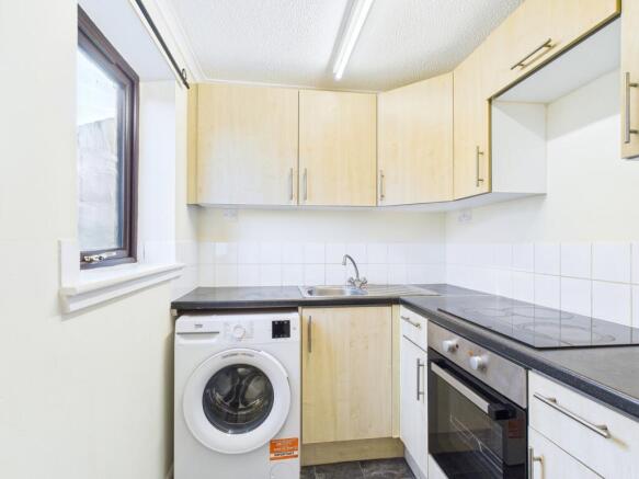 CAM01909G0-PR0426-STILL002