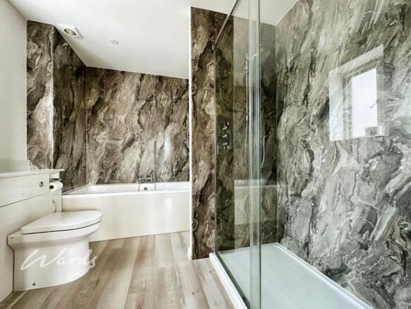 Master En Suite 