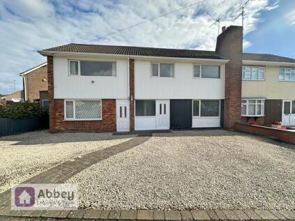 Gloucester Crescent, Wigston, LE18