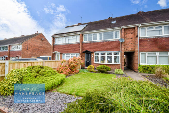 Three Bedroom Town House Property with Loft Room