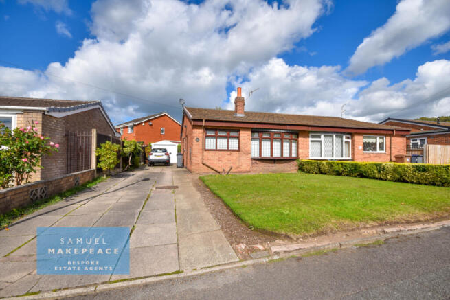 Three Bedroom Semi Detached Bungalow with Detache