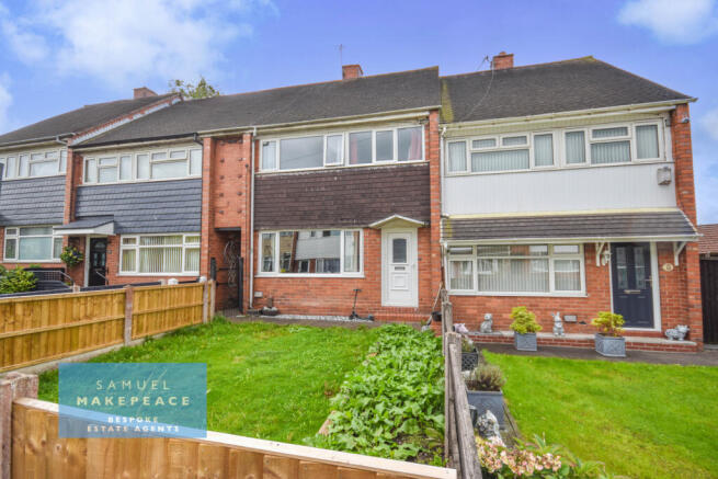 Stylish Three-Bedroom Townhouse ¿ Ready to Move