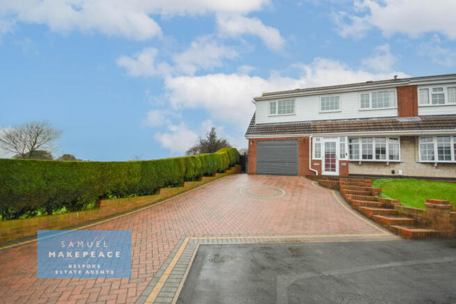 Five Bedroom Semi Detached Surrounded By Fields