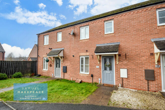 Three Bedroom Town House with Allocated Parking