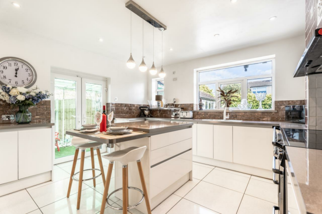 Kitchen-Breakfast Room