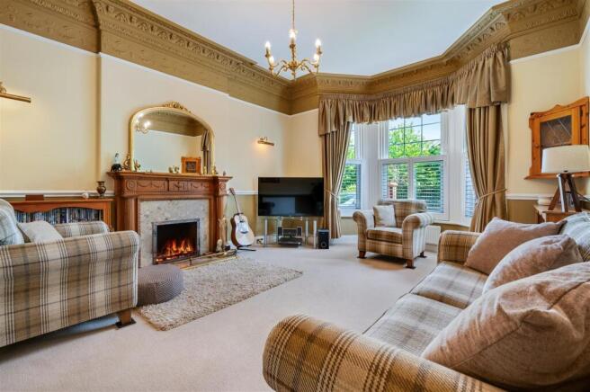 Front Lounge