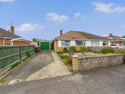 Shearwater Grove, Innsworth, Gloucester, Gloucestershire, GL3