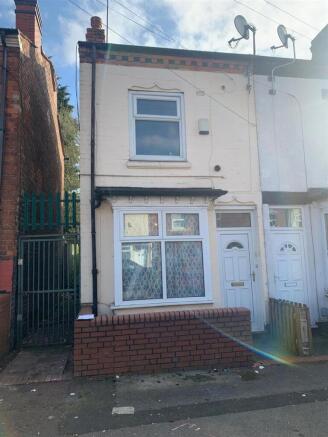 82 Willes Road front view.jpg
