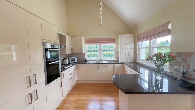 Tarff Bridge Cottage, Twynholm - Williamson and He