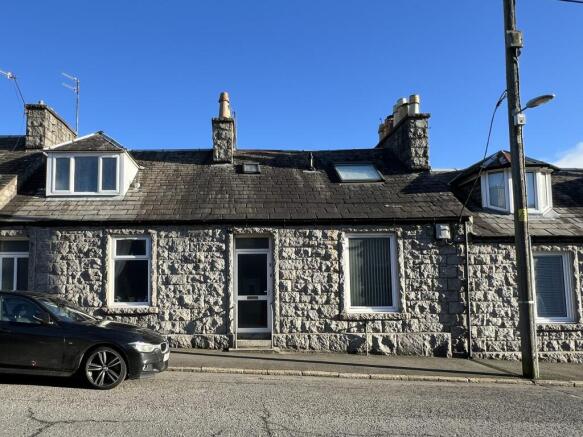 8 Station Road, Dalbeattie - Williamson and Henry