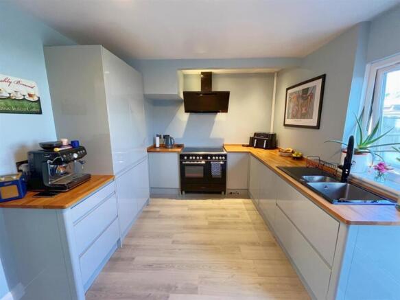 Kitchen shot.jpg
