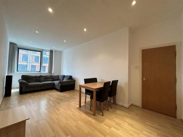 Livingroom.jpeg
