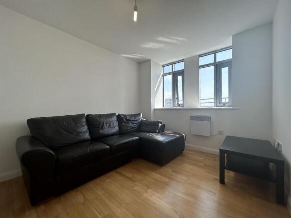 Livingroom.jpeg