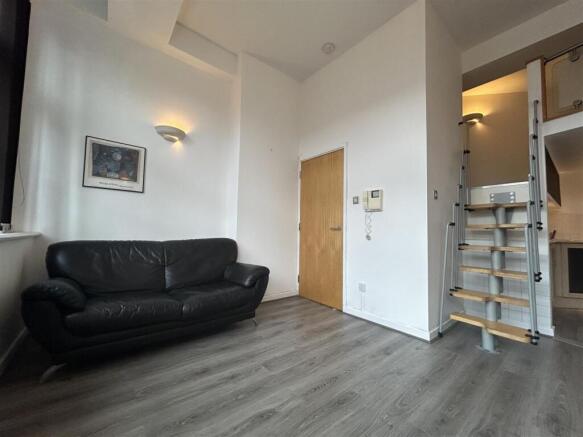 Livingroom.jpeg