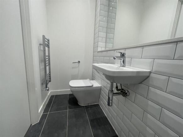 En suite 2.jpeg