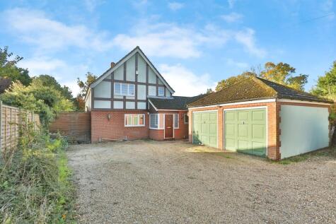 Dereham Road, New Costessey, Norwich