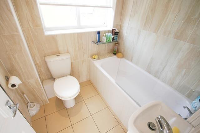 CSA28 Bathoom