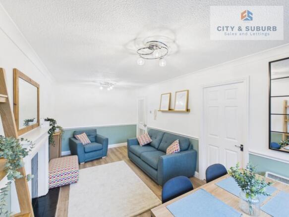 CAM01351G0-PR0196-STILL014