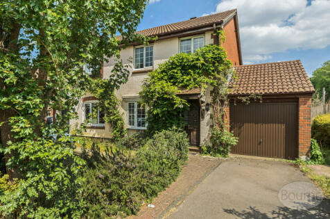 St. Peters Gardens, Wrecclesham, Farnham, Surrey, GU10