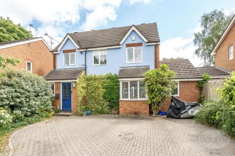 The Old Orchard, Farnham, Surrey, GU9