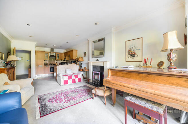 11106fca-8b33-498...