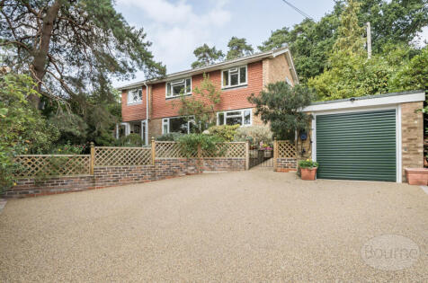 Middle Bourne Lane, Lower Bourne, Farnham, Surrey, GU10