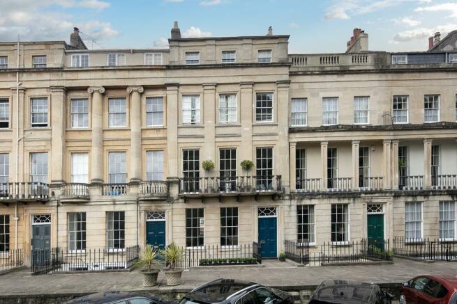 2 bedroom flat  for sale Clifton