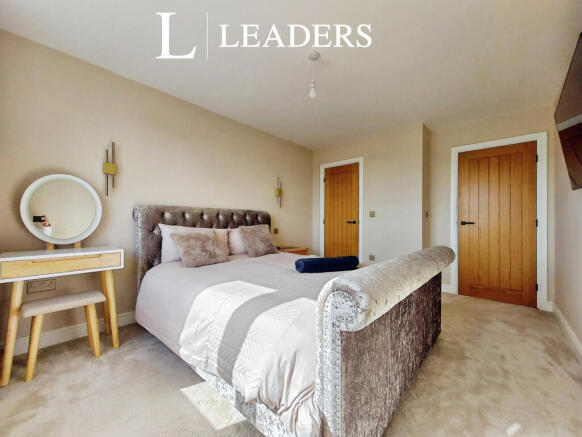 853a20c3-Bedroom 203