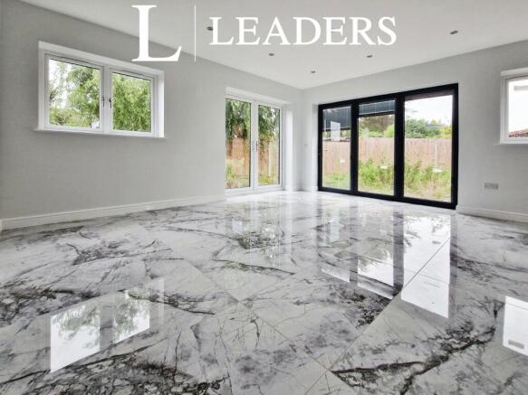 c933d0d3-tion 20Room