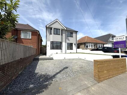 Hunt Road, Oakdale , Poole, BH15