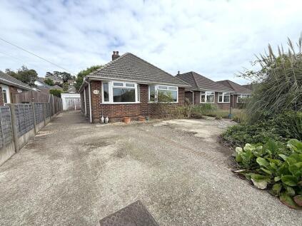 Foxholes Road, Oakdale , Poole, BH15
