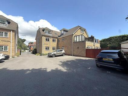 14 Penn Hill Avenue, Penn Hill, Poole, BH14