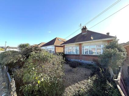 Dingley Road, Oakdale , Poole, BH15