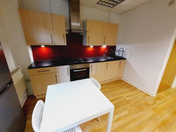 living room/kitchen