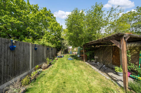 Victoria Road, Barnet, EN4