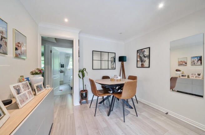 1305886-30-684c34...