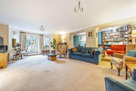 Cattley Close, High Barnet, EN5