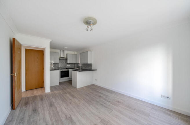 1349482-14-68b9ce...