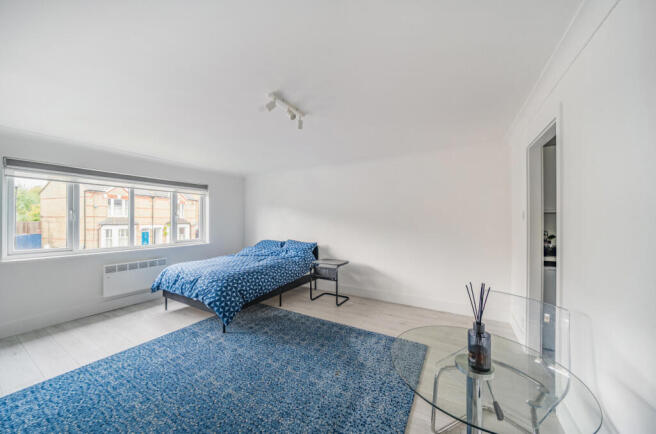 1361100-8-68f2113...