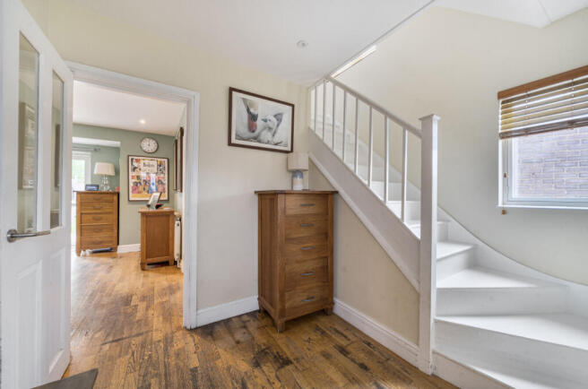 1343076-9-68a5b6f...