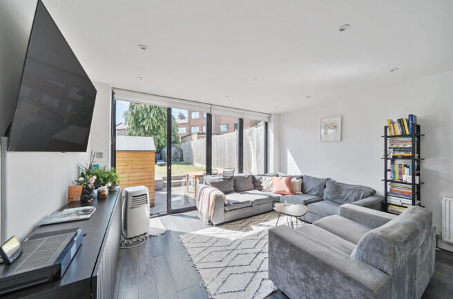 1320590-14-686ce6...