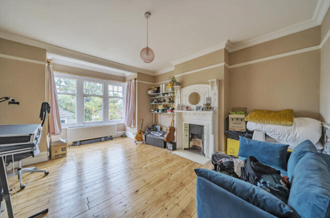 1364094-9-68e6a02...