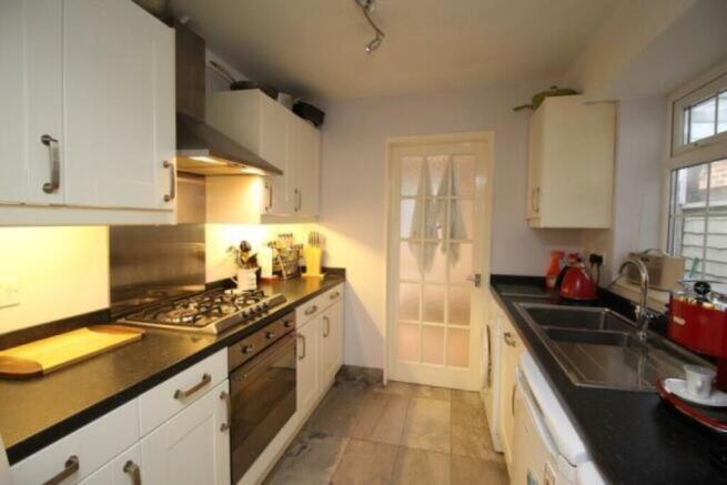 85487_EGH170057_L...