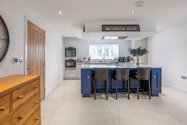 22 Mill Field Close