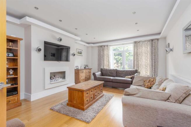 3 Marlborough Place