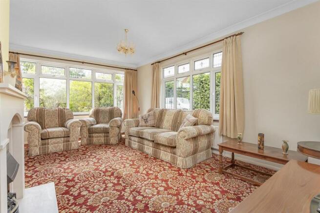 Oatlands, Church Drive