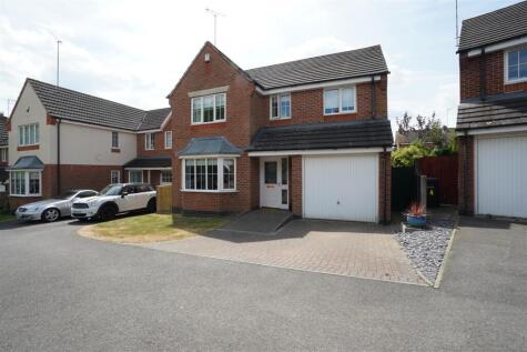 Foxfield Close, Lutterworth, LE17