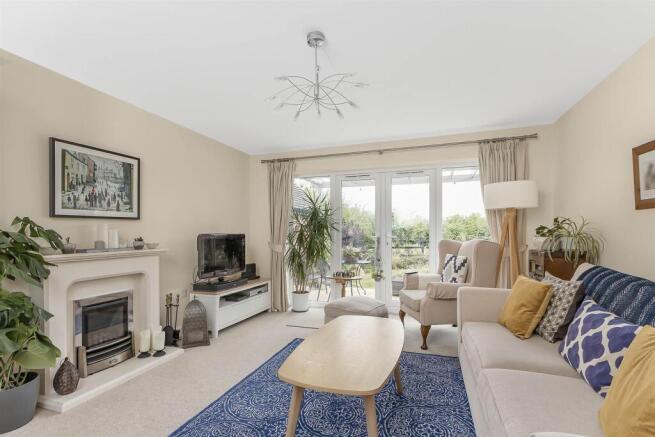 4 Buttercup Close, Lutterworth