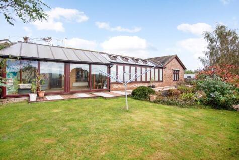 Oaks Forstal, Sandhurst, Kent, TN18 5JR
