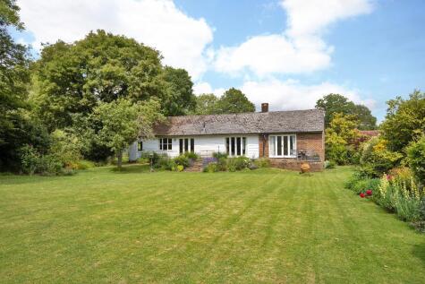 Benenden Road, Rolvenden, Kent, TN17 4JE